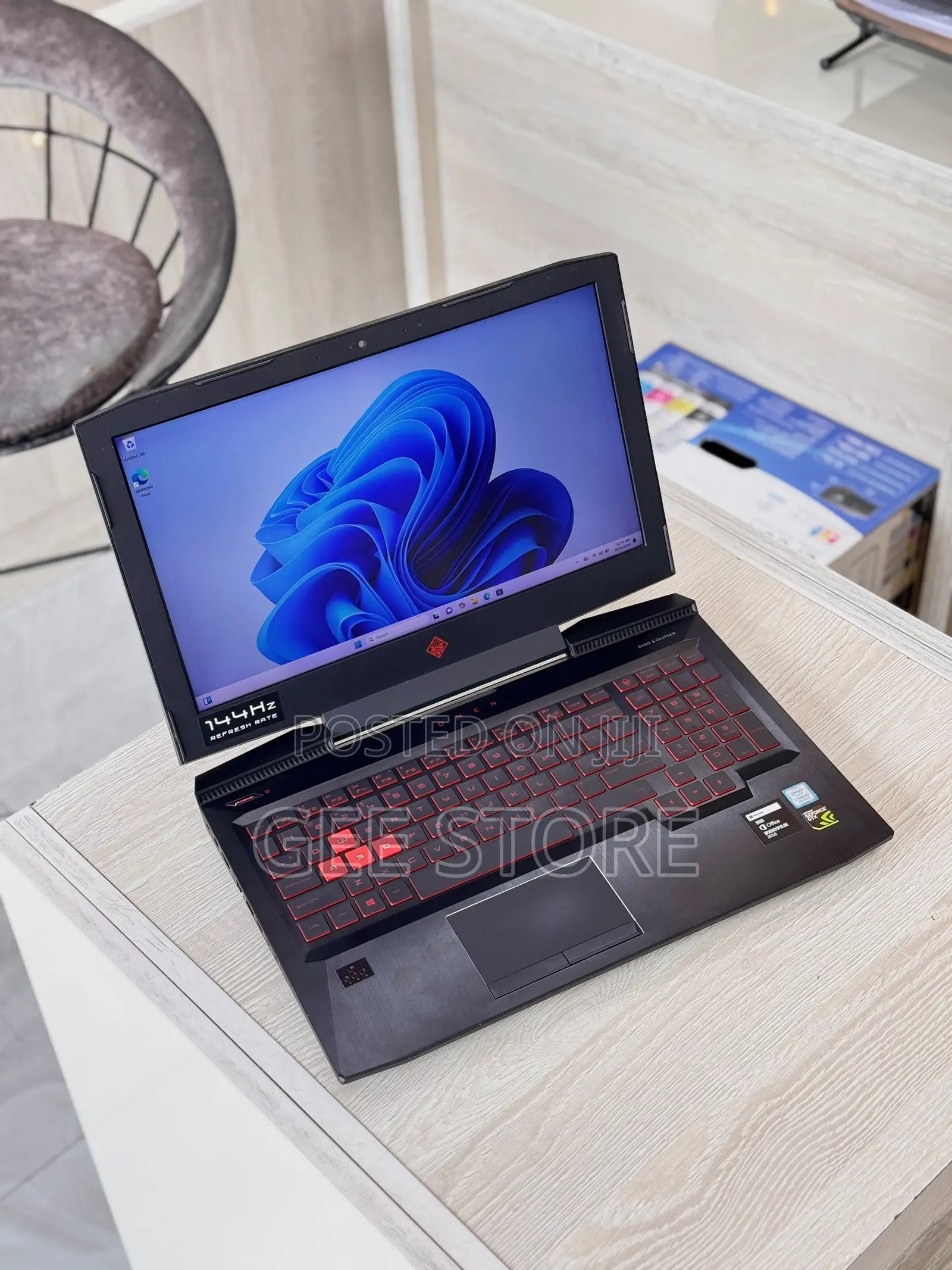 Laptop HP Omen 15 16GB Intel Core i7 HDD+SSD 128GB