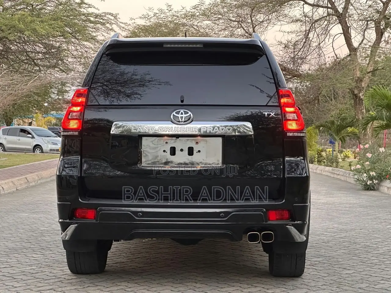 Toyota Land Cruiser Prado 2.7 2023 Burgundy