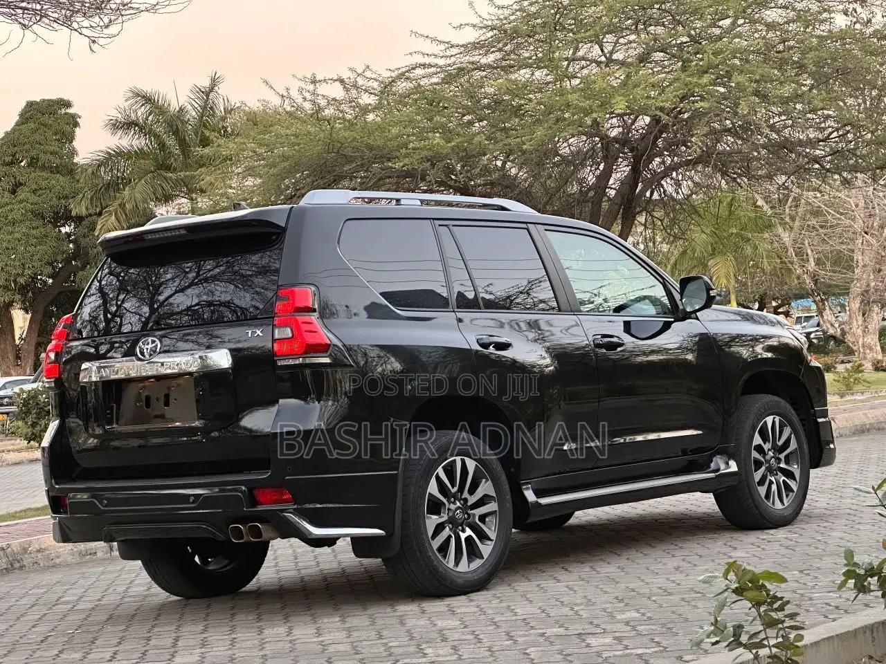 Toyota Land Cruiser Prado 2.7 2023 Burgundy