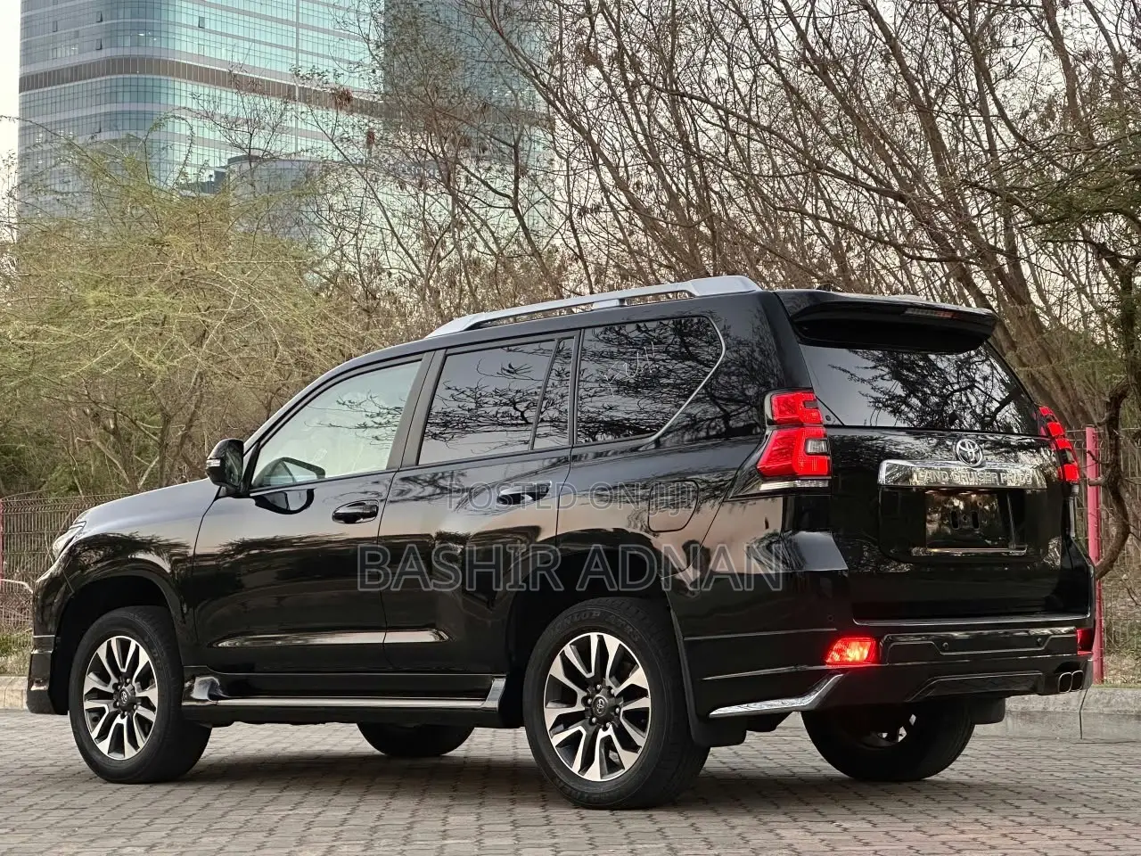 Toyota Land Cruiser Prado 2.7 2023 Burgundy