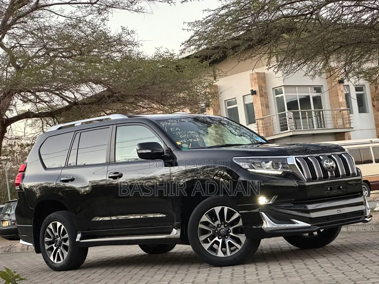 Toyota Land Cruiser Prado 2.7 2023 Burgundy