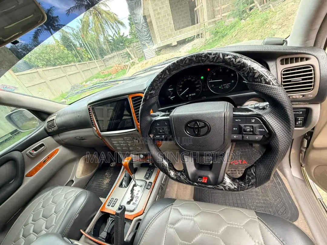 Toyota Land Cruiser 2004 Beige