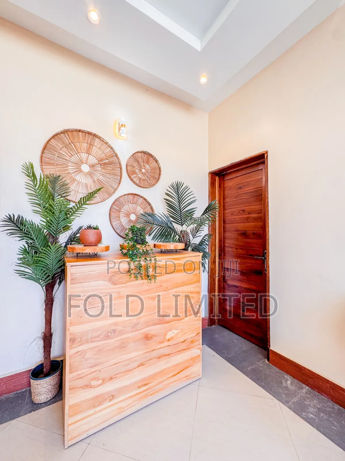 Affordable Room With 2 Bunk Beds(4 Sleeping Spaces)& Private Bathroom