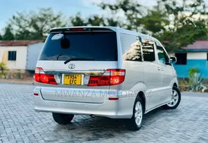 Toyota Alphard 2004 Silver