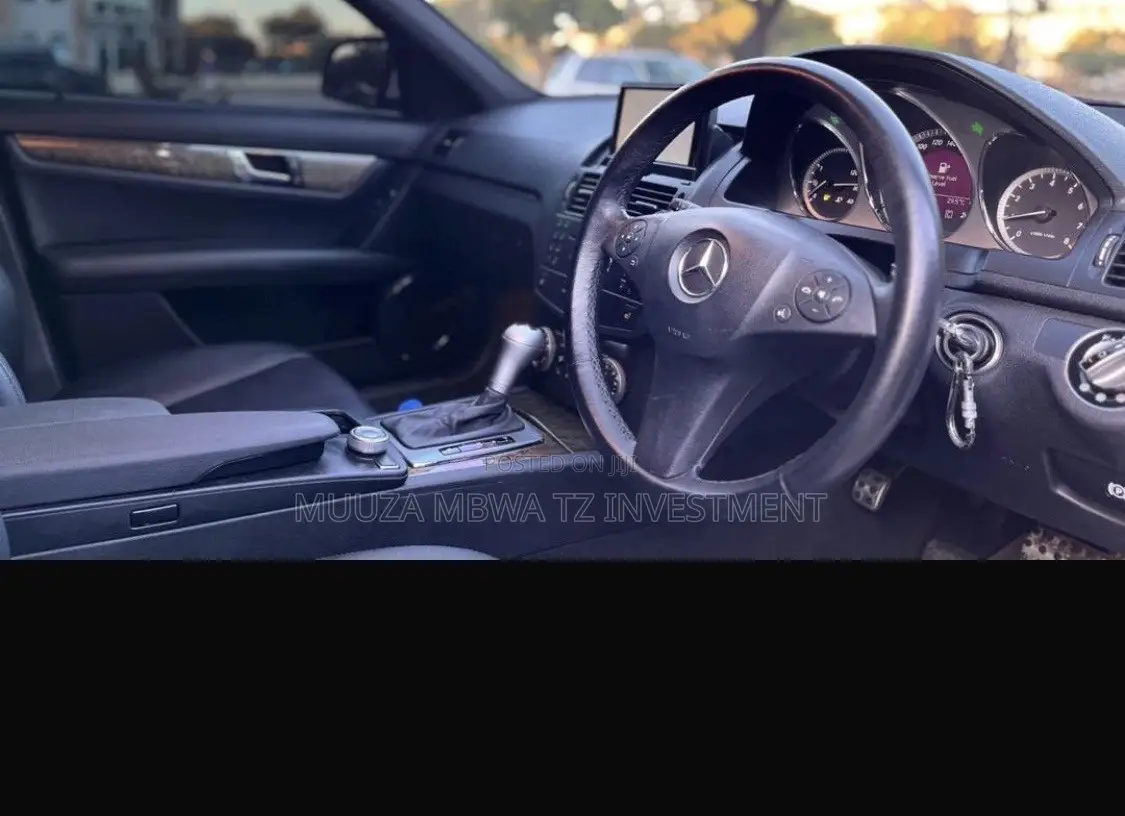 Mercedes-Benz C-Class 2007 White