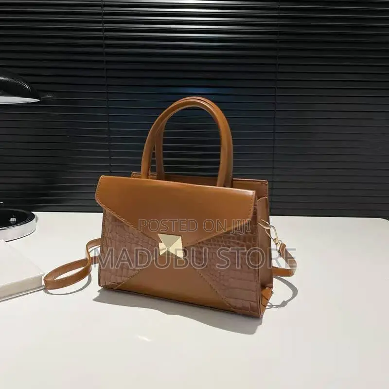 Fashion Min Bags