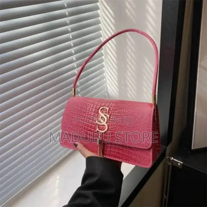 Fashion Min Bags