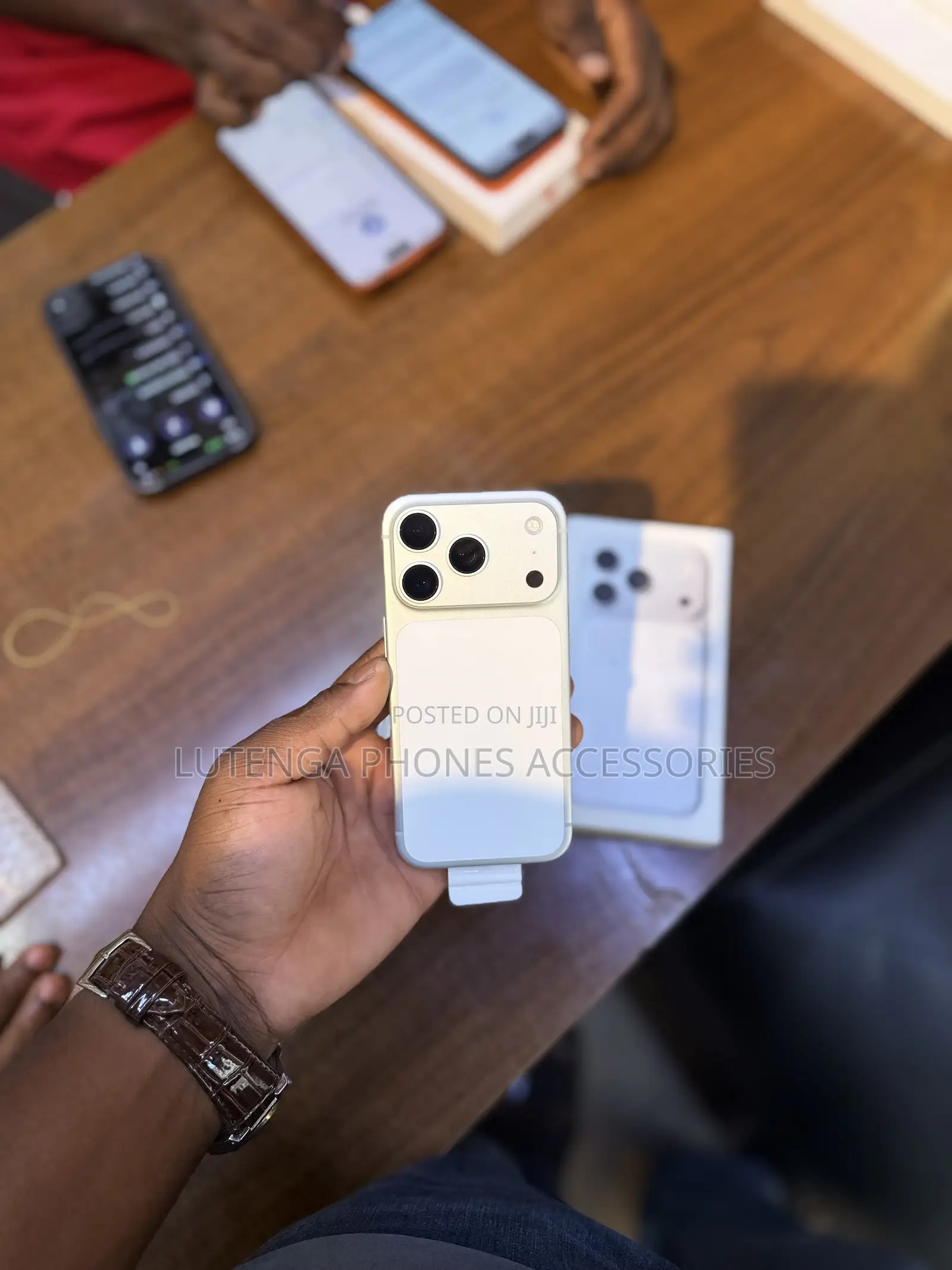New Apple iPhone 18 Pro 256 GB Silver