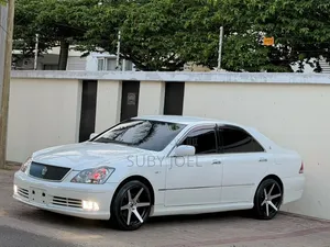 Toyota Crown 2007 White