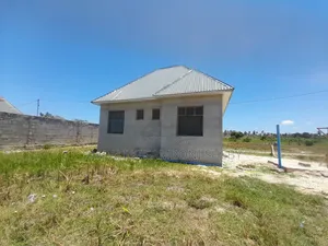 3bdrm House in Kigamboni Kibugumo for sale