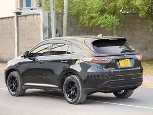 Toyota Harrier 2.0 2016 Black