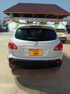 Nissan Dualis 2010 White