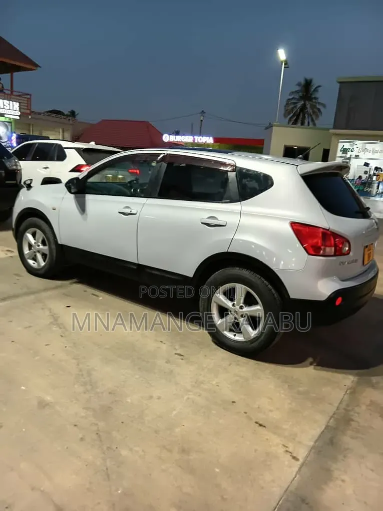 Nissan Dualis 2010 White