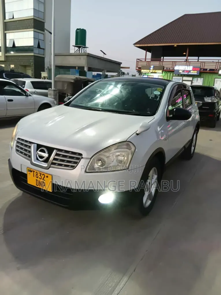 Nissan Dualis 2010 White