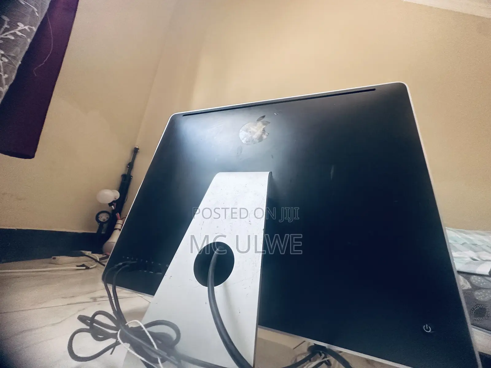 Desktop Computer Apple iMac 2GB Intel Core 2 Duo HDD 16 GB