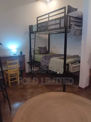 Affordable Room With 2 Bunk Beds(4 Sleeping Spaces)& Private Bathroom