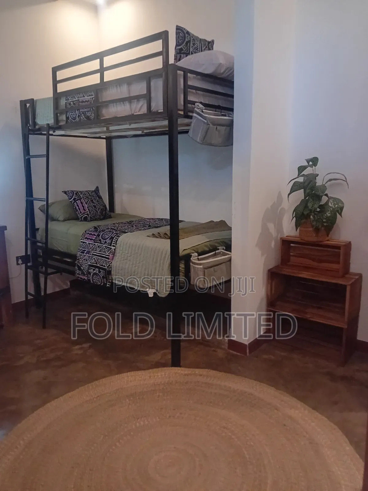 Affordable Room With 2 Bunk Beds(4 Sleeping Spaces)& Private Bathroom