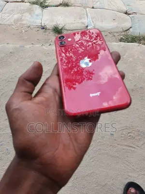 Apple iPhone 11 128 GB Red