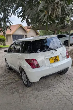 Toyota IST 2005 White