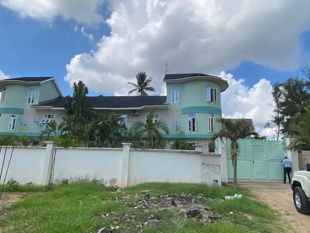 6bdrm House in Mbezi Beach for rent
