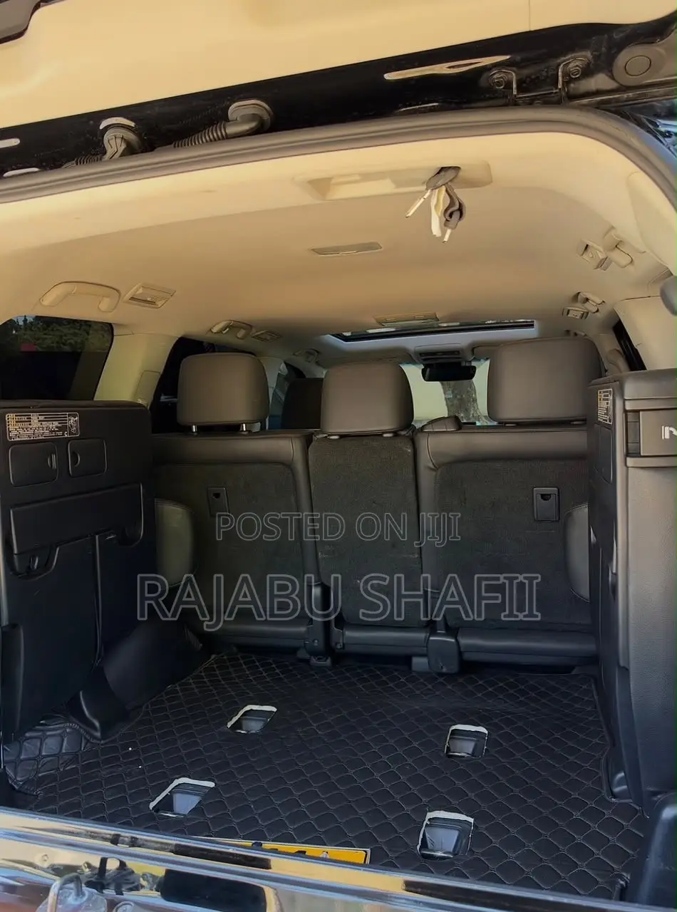 Toyota Land Cruiser 4.6 V8 ZX 2018 Black
