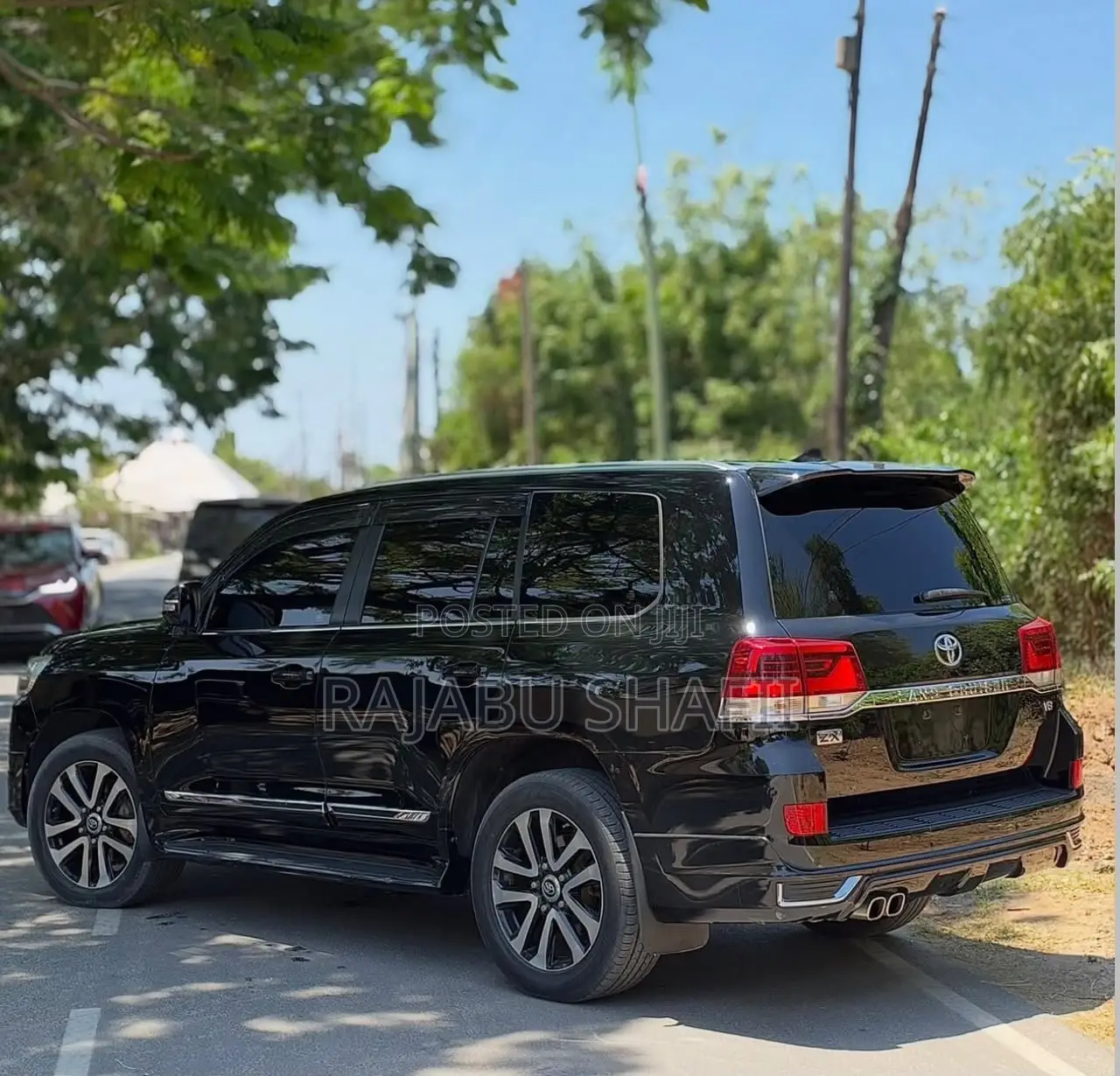 Toyota Land Cruiser 4.6 V8 ZX 2018 Black