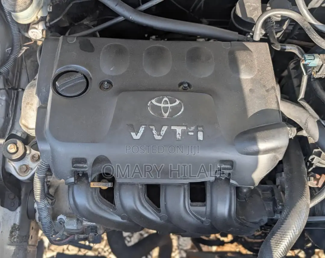 Toyota IST 2004 Gray