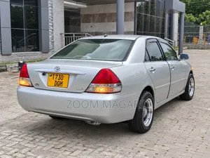 Toyota Mark II 2003 Silver