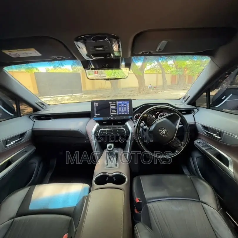 Toyota Harrier 2021 Maroon