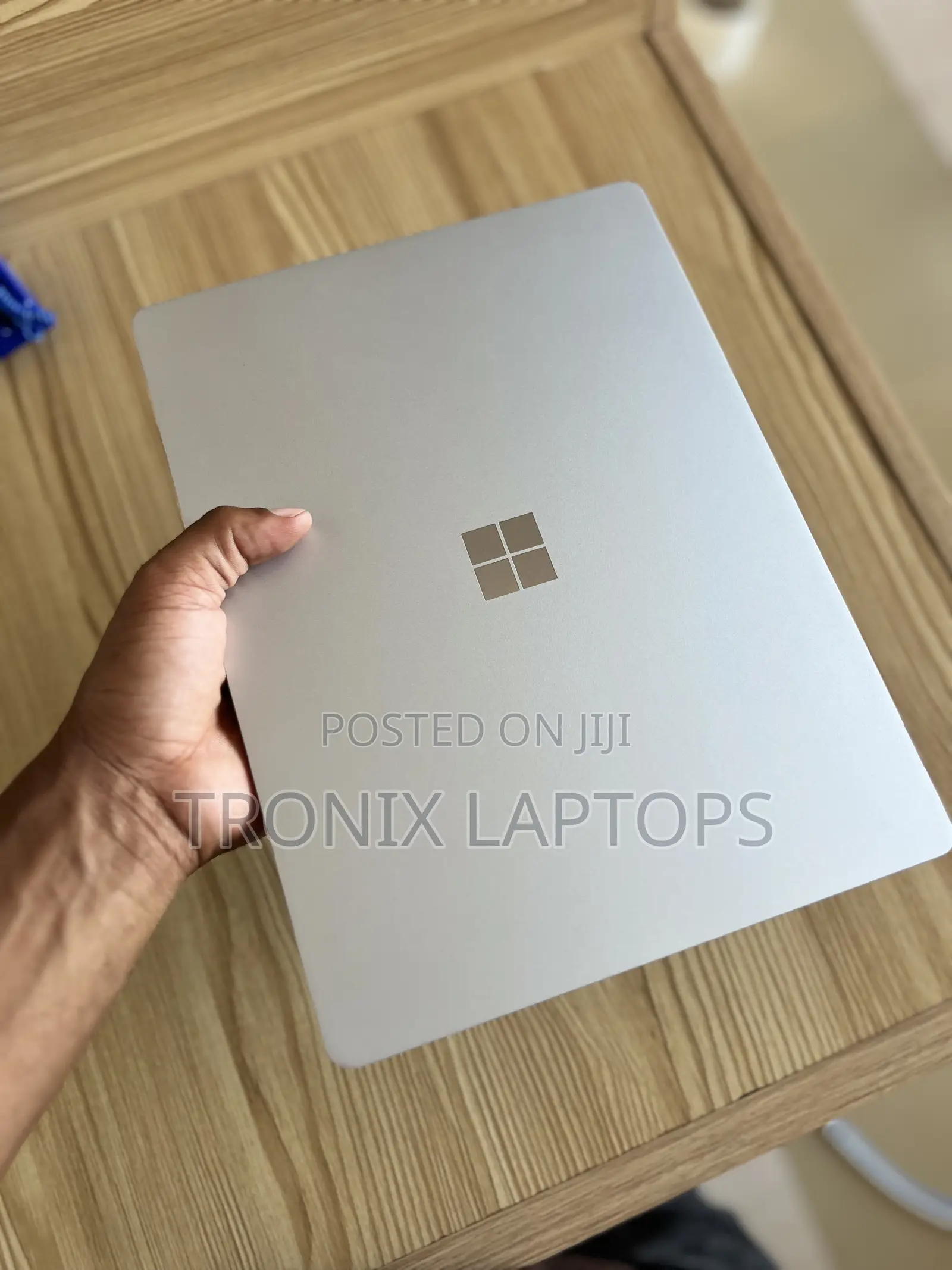 Laptop Microsoft Surface Laptop Go 8GB Intel Core i5 SSD 256GB
