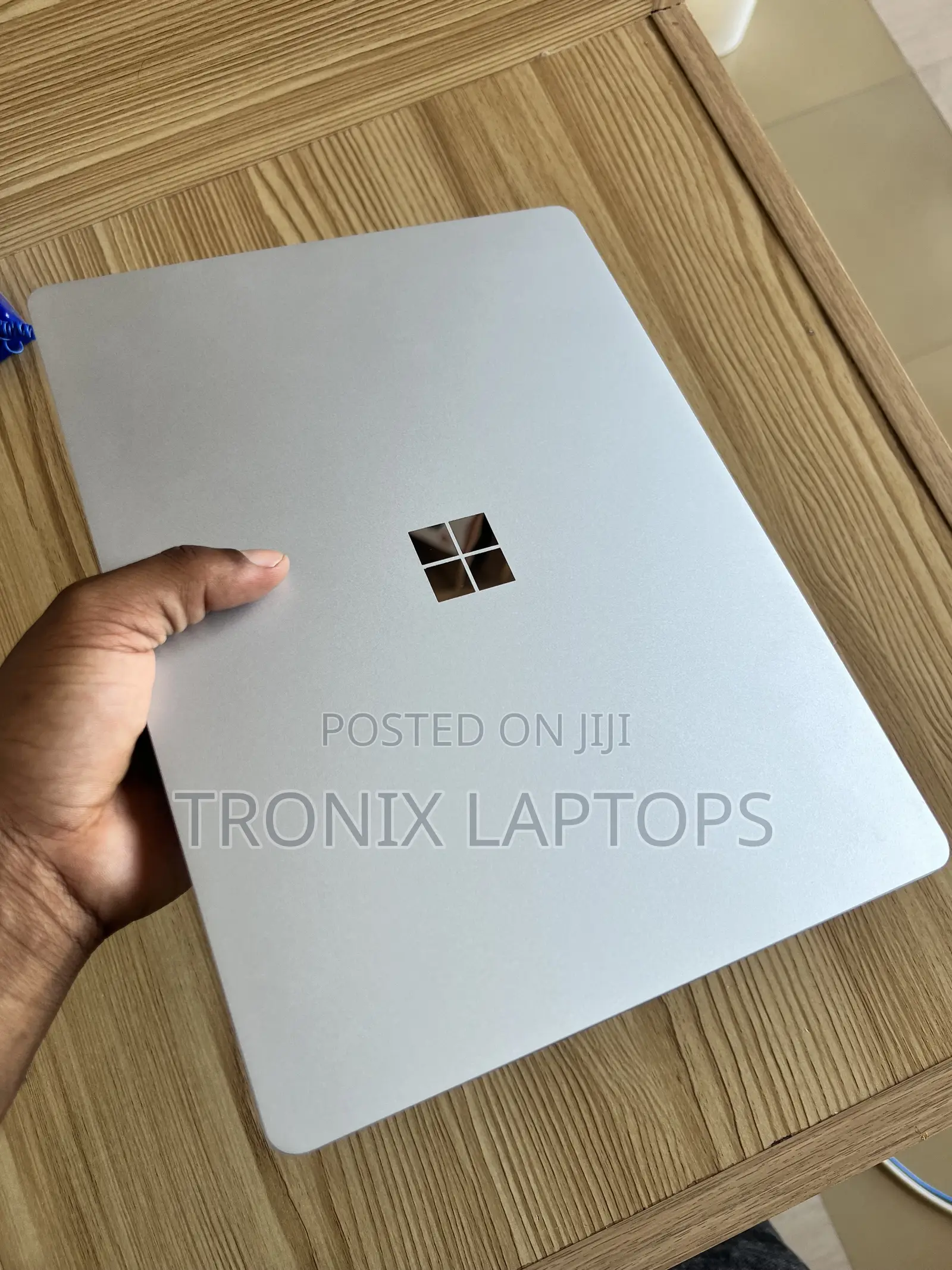 Laptop Microsoft Surface Laptop Go 8GB Intel Core i5 SSD 256GB