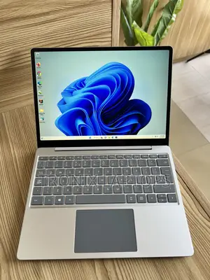 Laptop Microsoft Surface Laptop Go 8GB Intel Core i5 SSD 256GB