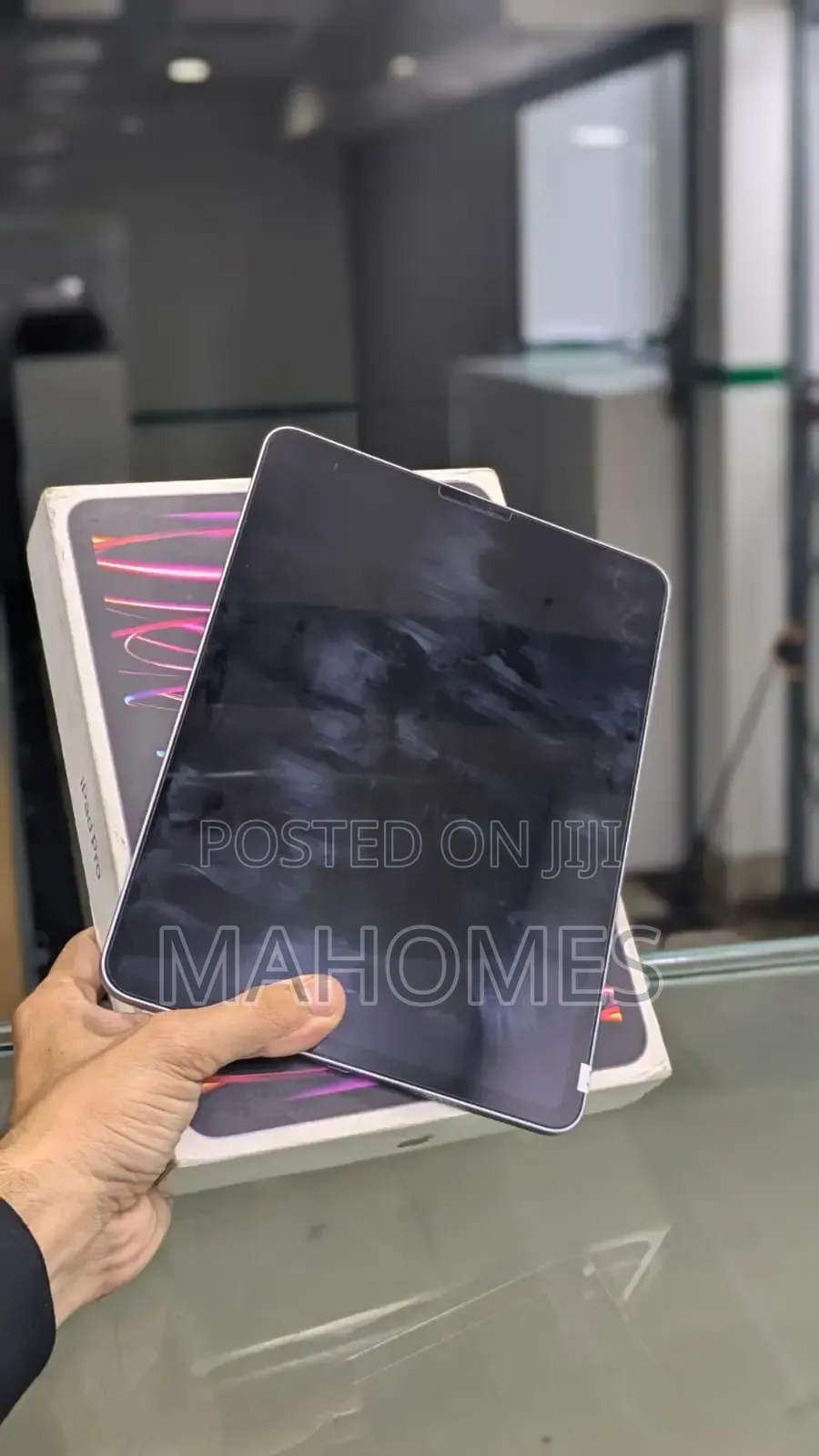 New Apple iPad Pro 12.9 (2022) 128 GB Black
