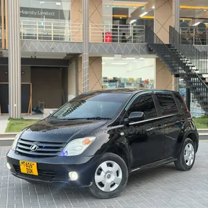 Toyota IST 2005 Black