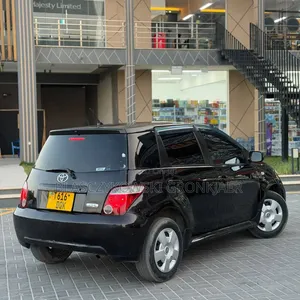 Toyota IST 2005 Black