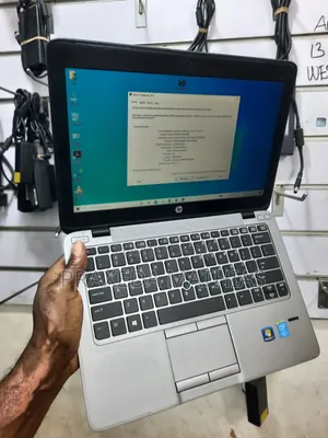 Laptop HP EliteBook 820 4GB Intel Core i5 SSD 128GB