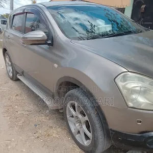 Nissan Dualis 2010 Silver