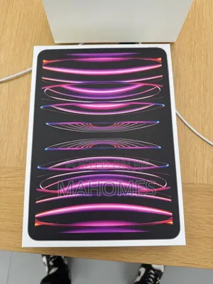 New Apple iPad Pro 12.9 (2022) 256 GB Silver