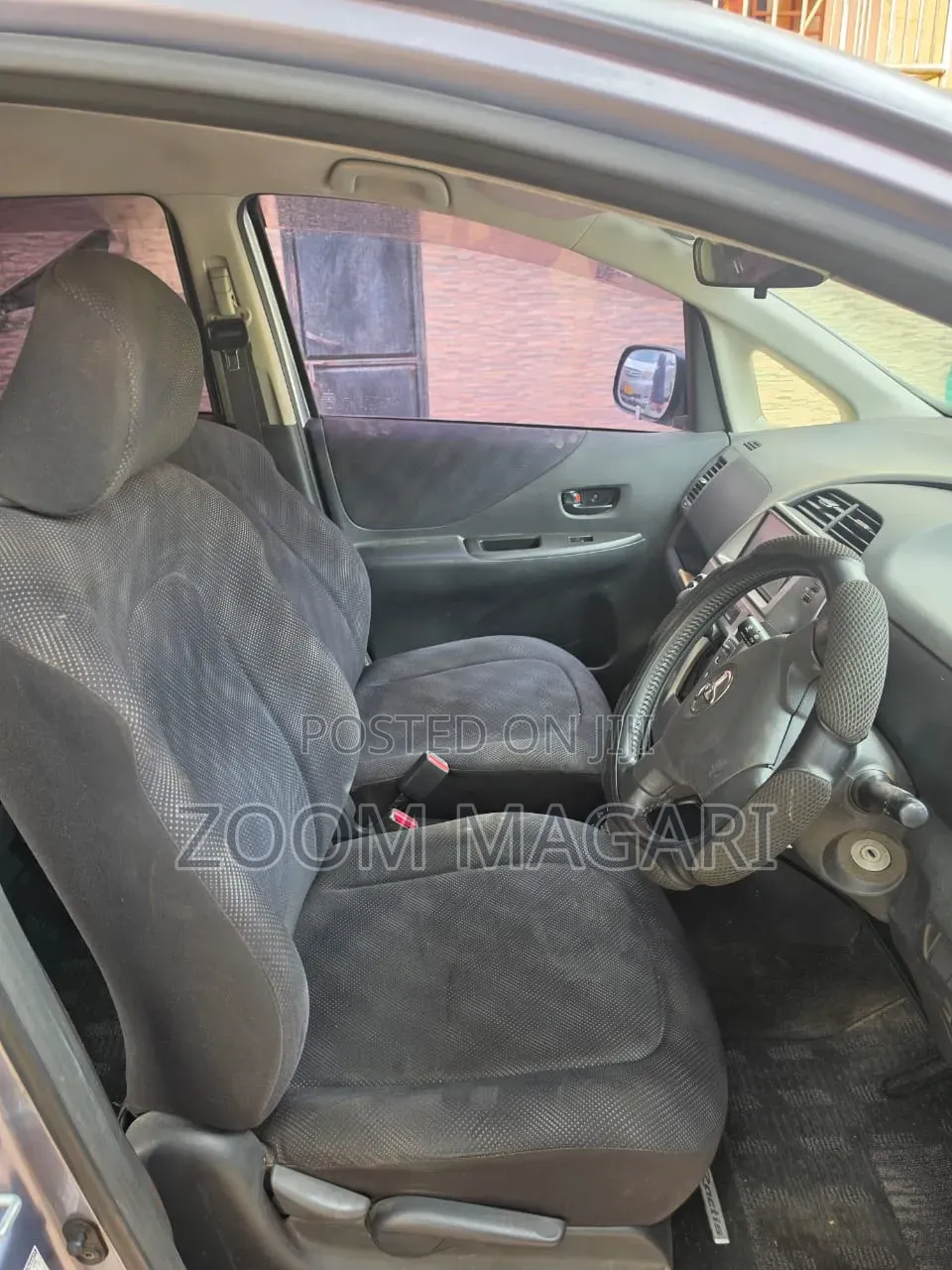 Toyota Ractis 2008 Gray