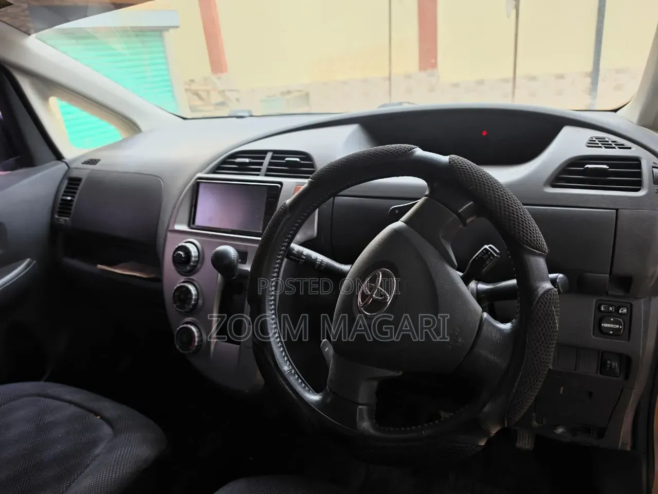 Toyota Ractis 2008 Gray
