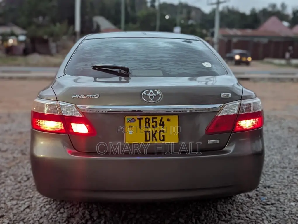 Toyota Premio 2008 Green