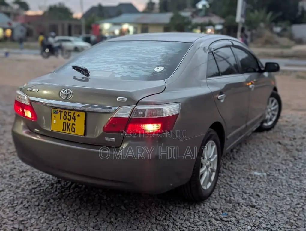 Toyota Premio 2008 Green