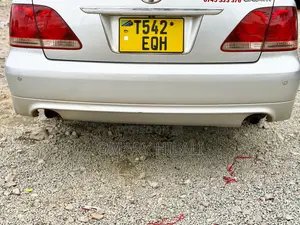 Toyota Crown Royale 2005 Silver