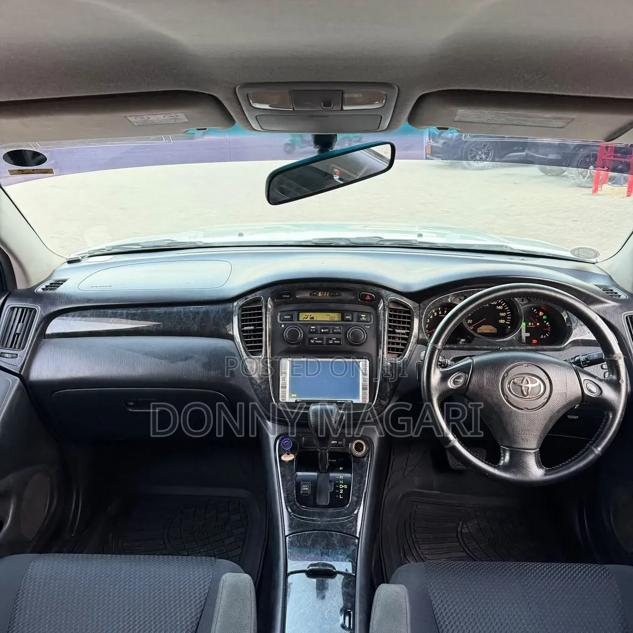 Toyota Kluger 2004 Silver