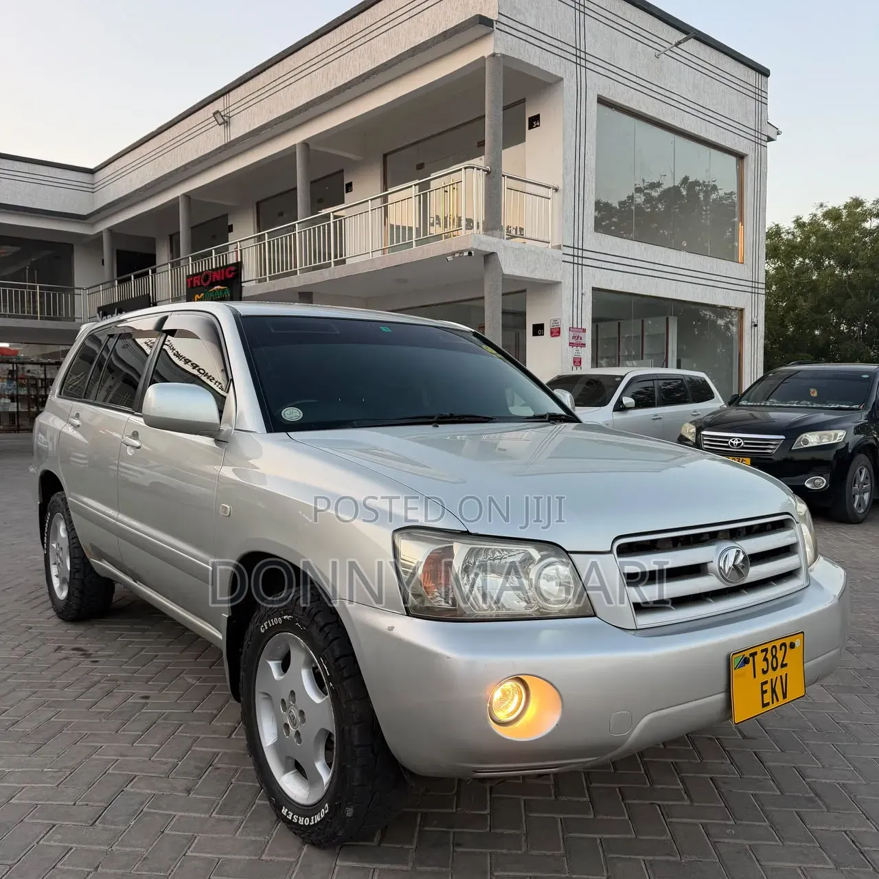 Toyota Kluger 2004 Silver