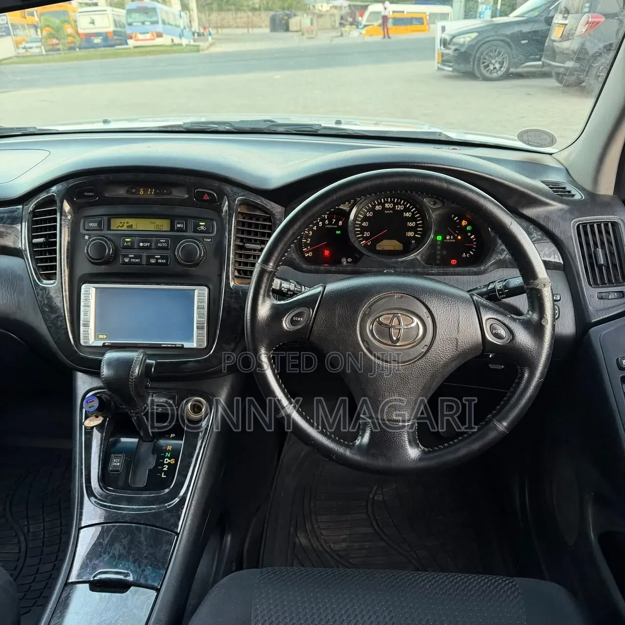 Toyota Kluger 2004 Silver