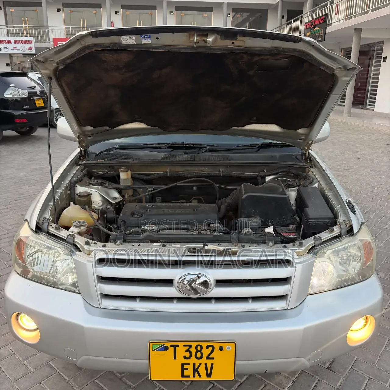 Toyota Kluger 2004 Silver
