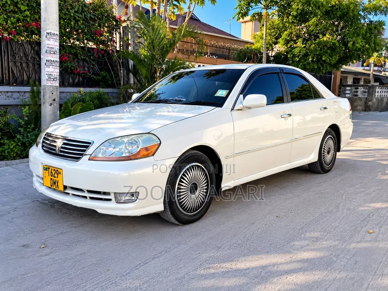 Toyota Mark II 2000 White
