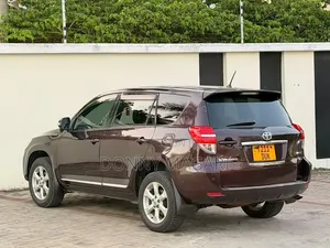 Toyota Vanguard 2010 Black