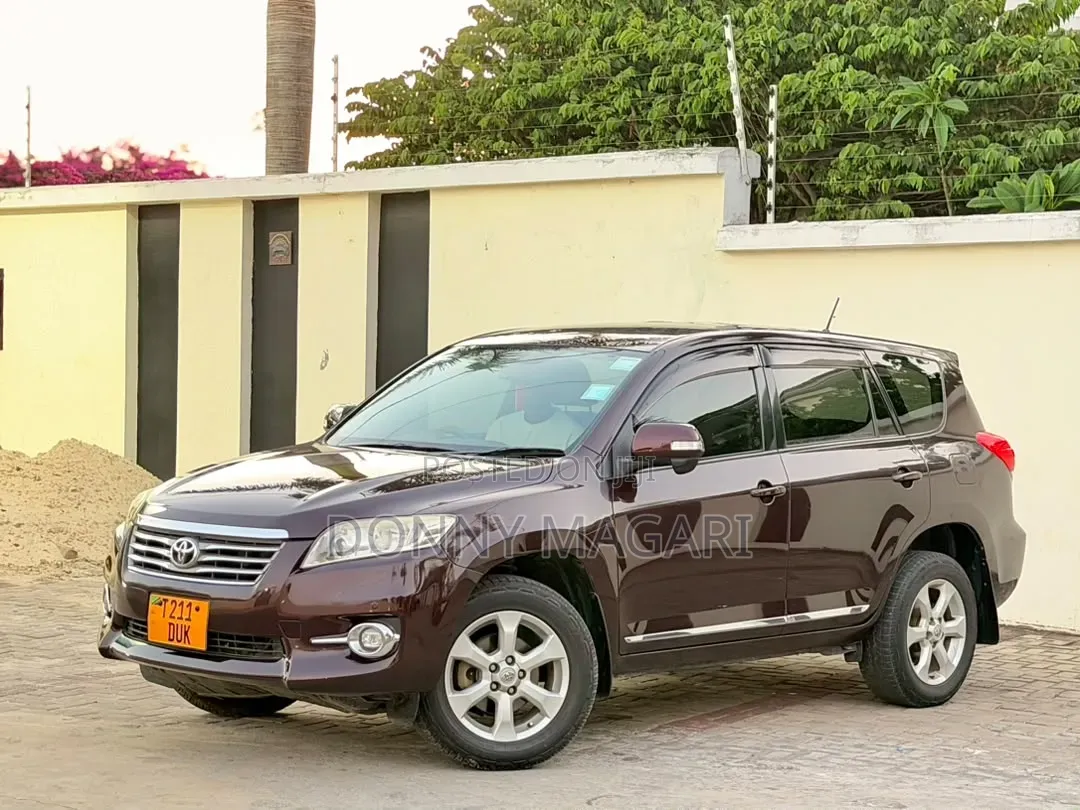 Toyota Vanguard 2010 Black